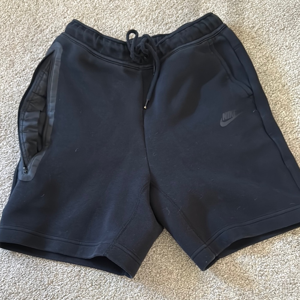 Nike Sportswear Tech Fleece Men's Black Shorts